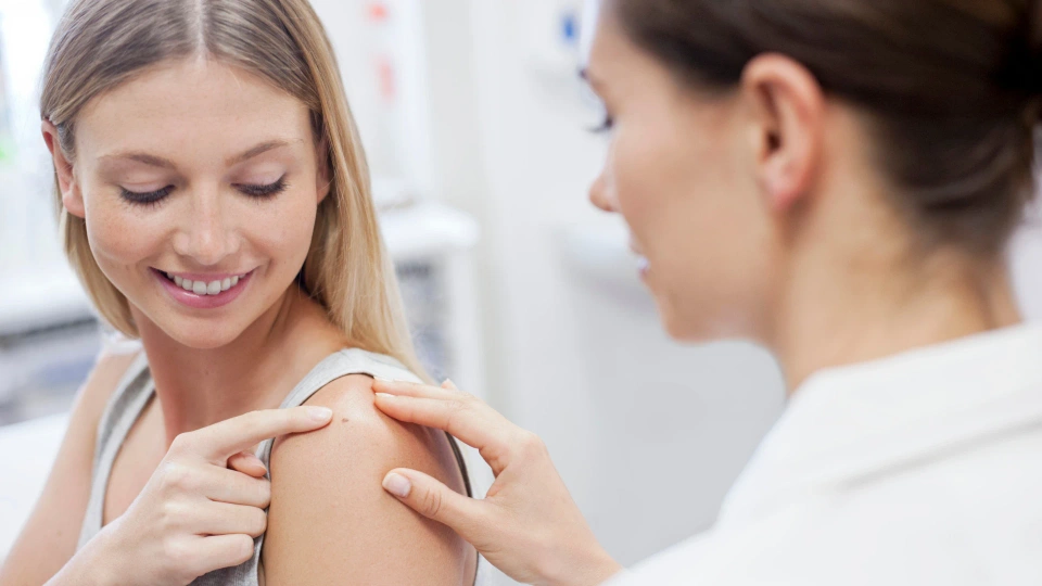 Dermatology Procedures (Medical & Aesthetics) for the Primary Care Practice Picture